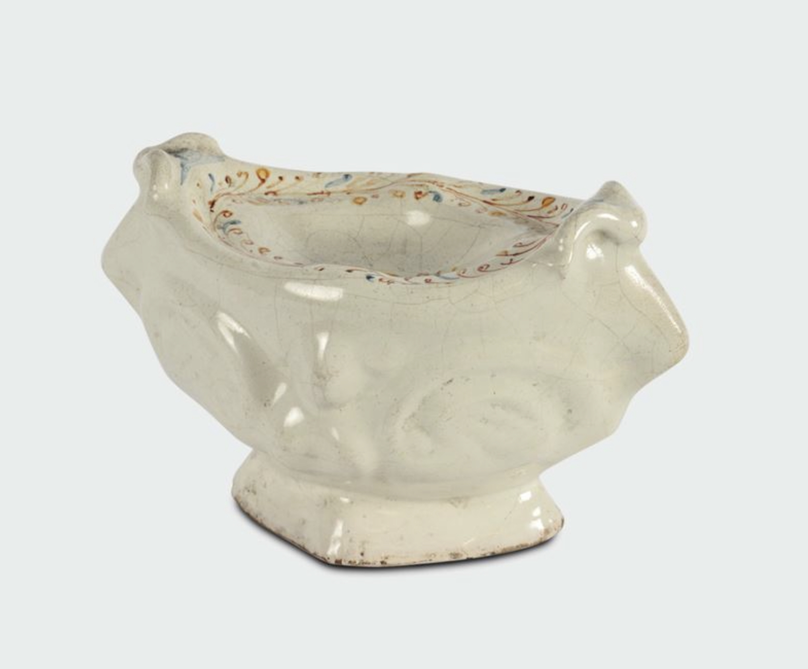 A ‘gran fuoco’ ‘Bianco di Faenza’ tin-glazed earthenware majolica salt cellar